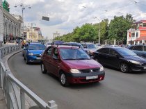 От Camry до Octavia: «Автокод» назвал самые популярные автомобили июля