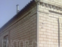 Стяжка и укрепление стен домов