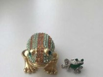 Статуэтка лягушка стразы сваровски swarovski талисман деньги сувенир подарок фигурка амулет денежный