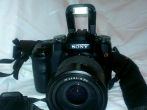 Цифровая зеркальная камера Sony dslr-A100