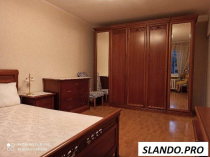 Сдам 2х комн. кв-ру в центре по ул. Первомайская 3500 грн/мес